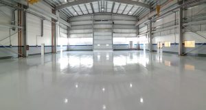 Piso epoxi industrial